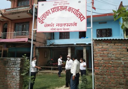 ईलाका प्रशासन सेमरीमा शाखा अधिकृत नहुँदा सेवाग्राहीलाई समस्या