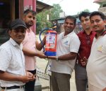 बर्दघाट उद्योग ब्यापार संघद्वारा बजार क्षेत्रमा अग्नि नियन्त्रण स्प्रे जडान