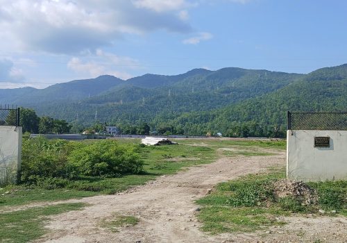 बर्दघाट उद्योग ग्राम,भूक्तानी नपाएपछि ठेकेदारको निद्रा हराम