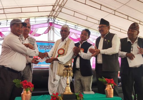 सहिद स्मृति अस्पतालको साधारण सभा :अस्पतालको विकासमा एकजुट हुनुपर्नेमा जोड
