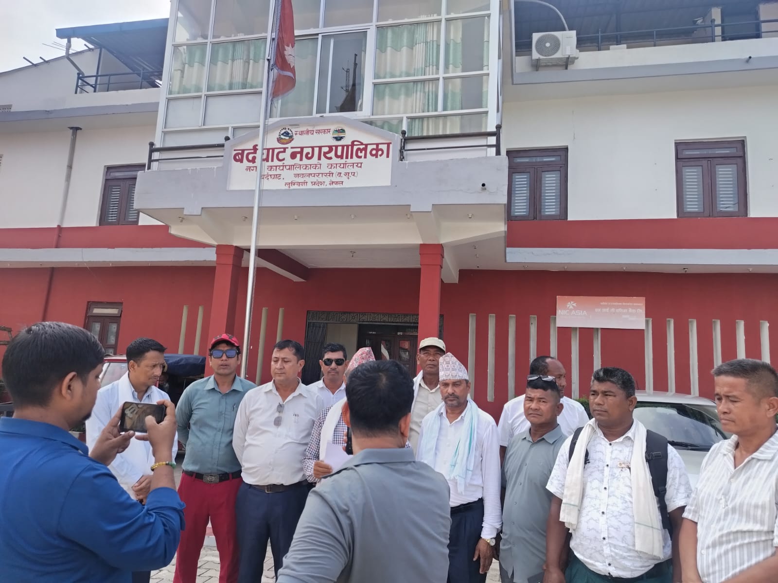 १२ भाई वडा अध्यक्षको ठम्याई : मेयर उपमेयर एउटै कित्तामा,आफुहरु भित्तामा