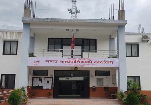 पेशा बाहेक अन्यत्र आबद्ध नहुन शिक्षकलाई कावासोती नगरको निर्देशन