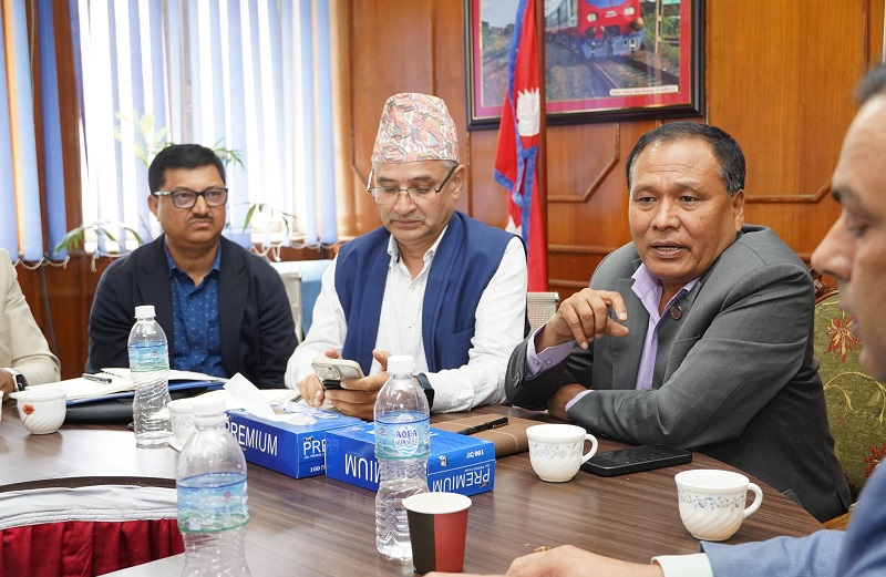 दशैँ अवधिभर दाउन्ने खण्डमा ठूला भारबहन गाडी सञ्चालनमा रोक